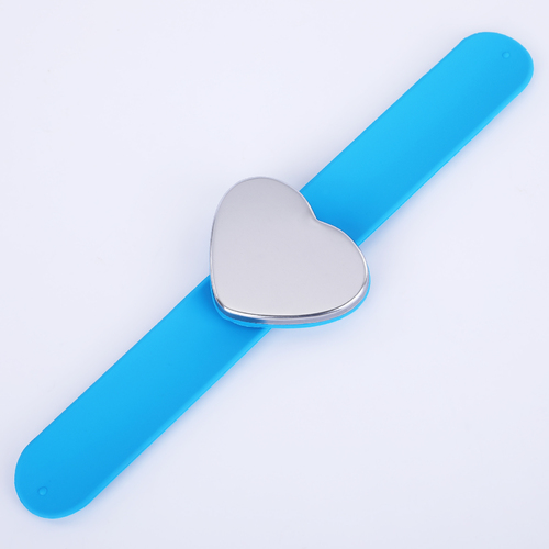 Mad Ally Heart Shaped Magnetic Pin Holder Blue